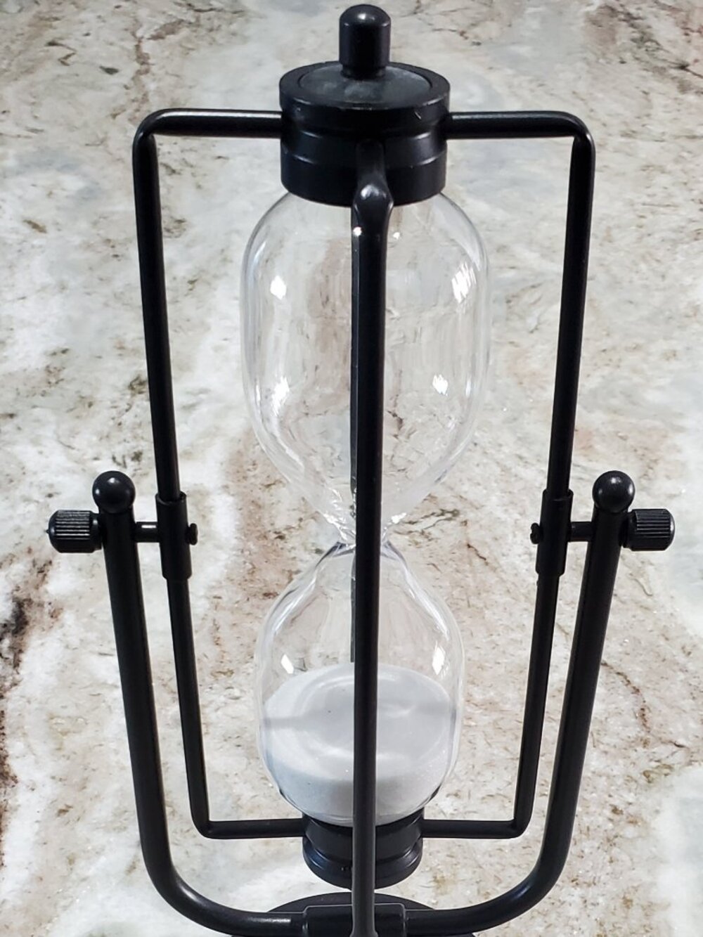 Hourglass (decor).